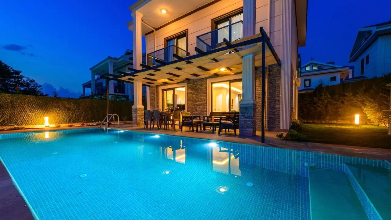 La Vida - 4 Bedroom Holiday Villa In Hisaroenue Oeluedeniz Ovacık
