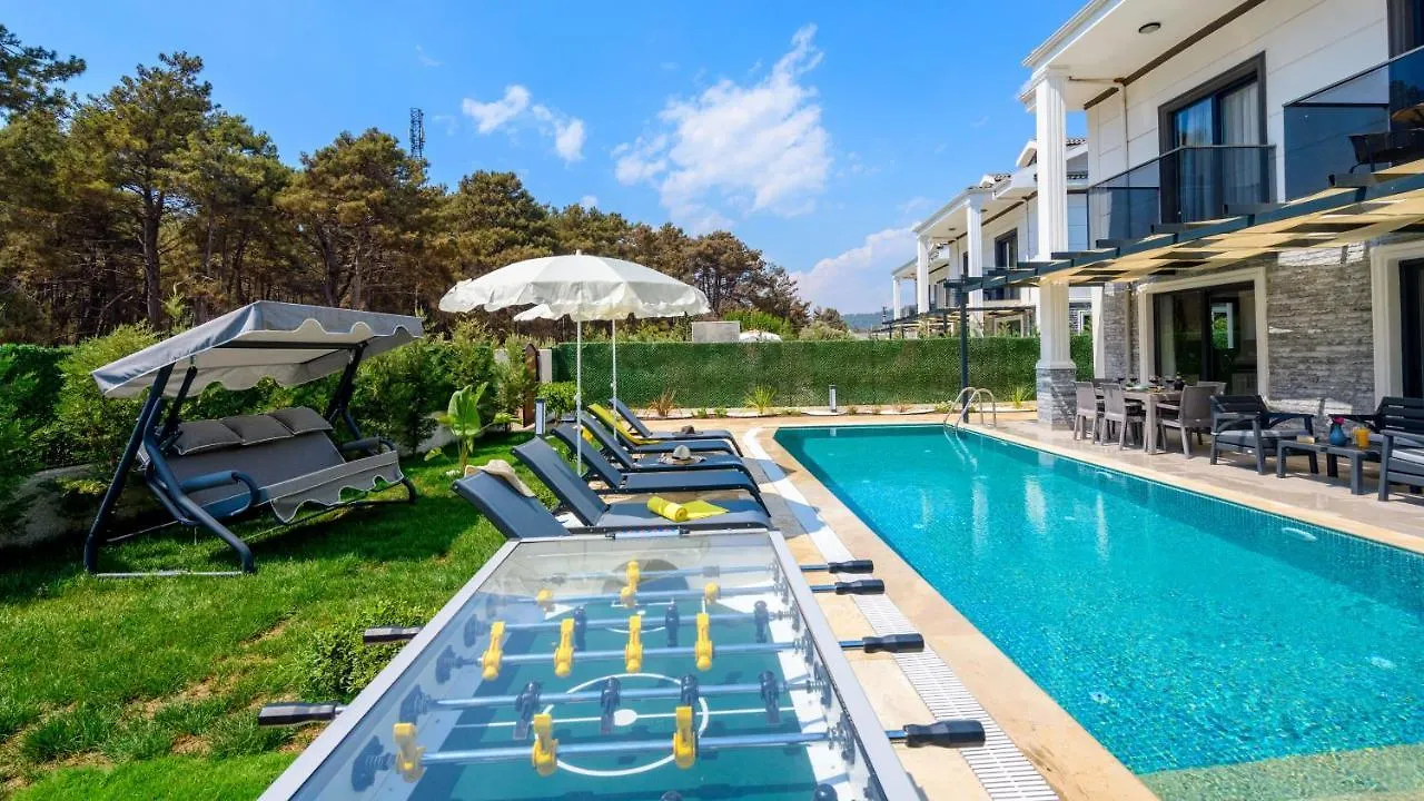 La Vida - 4 Bedroom Holiday Villa In Hisaroenue Oeluedeniz Ovacık Turecko