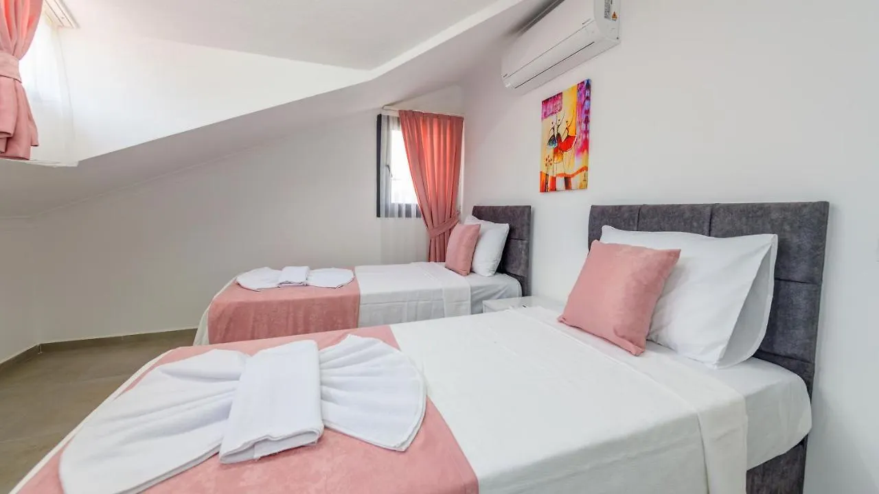 La Vida - 4 Bedroom Holiday Villa In Hisaroenue Oeluedeniz Ovacık