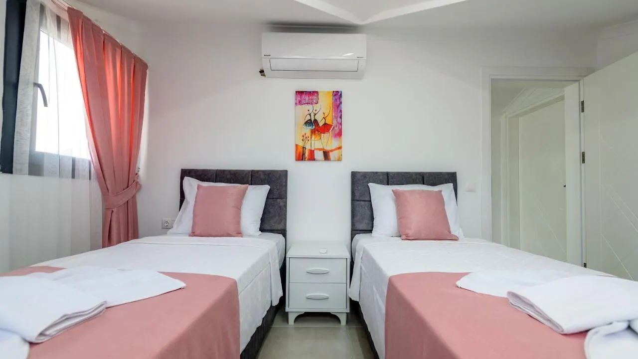 La Vida - 4 Bedroom Holiday Villa In Hisaroenue Oeluedeniz Ovacık